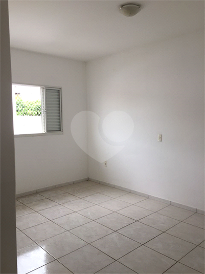 Foto REO492369
