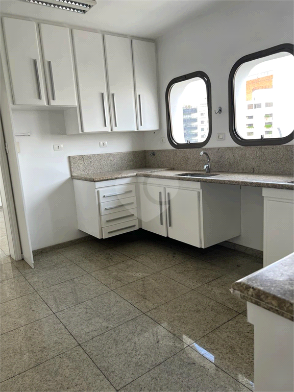 Venda Apartamento São Paulo Campo Belo REO493095 14