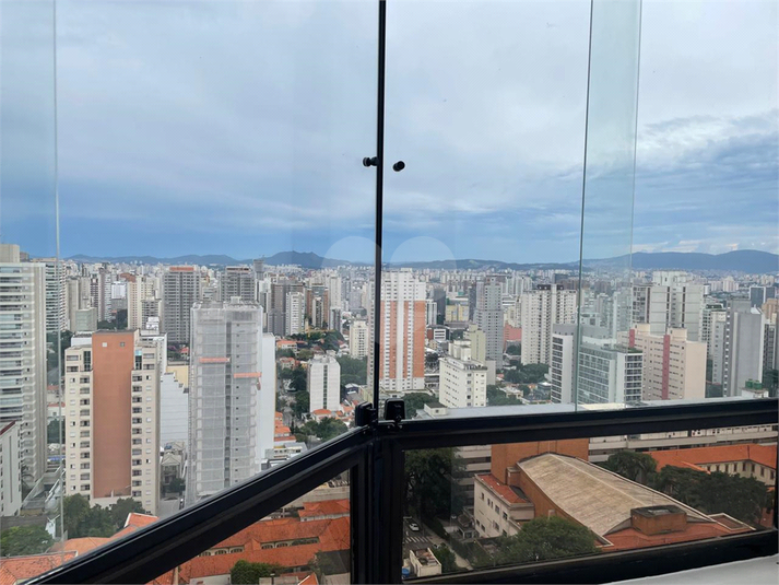 Foto REO493134