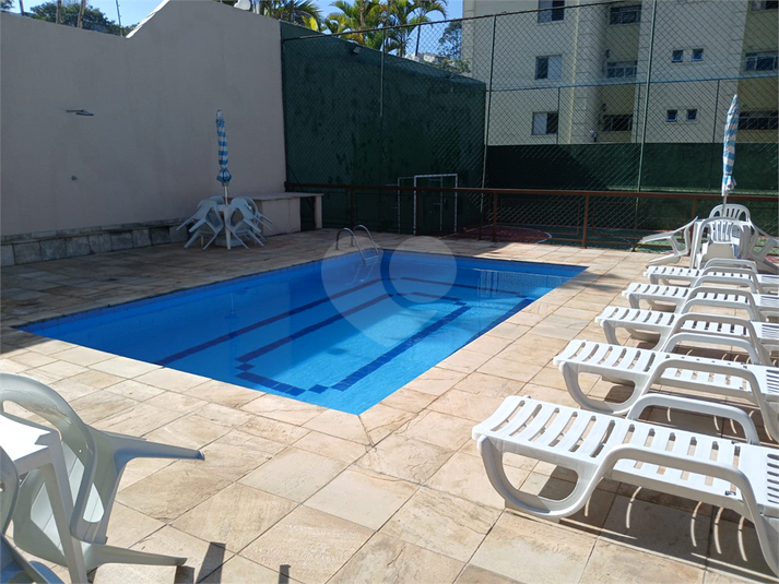 Foto REO493187