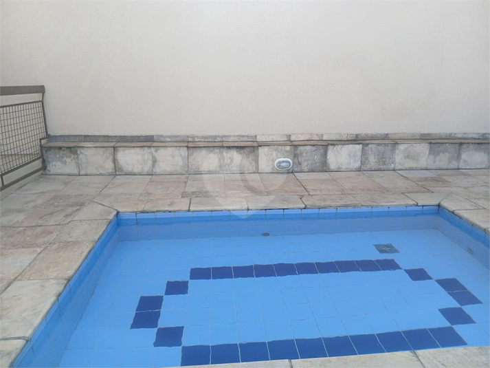 Foto REO493187