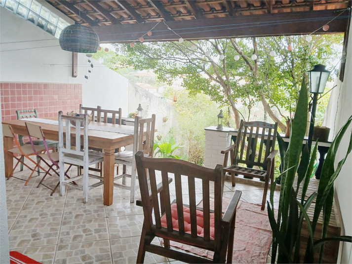Foto REO493749
