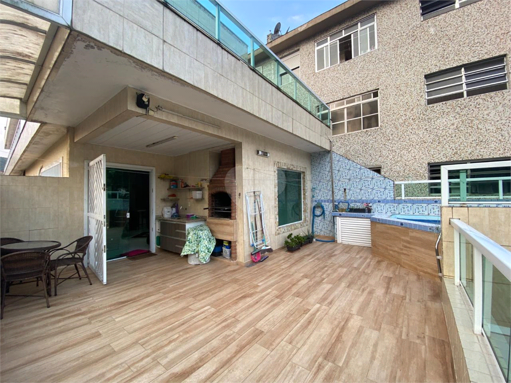 Venda Casa Santos Marapé REO493998 25