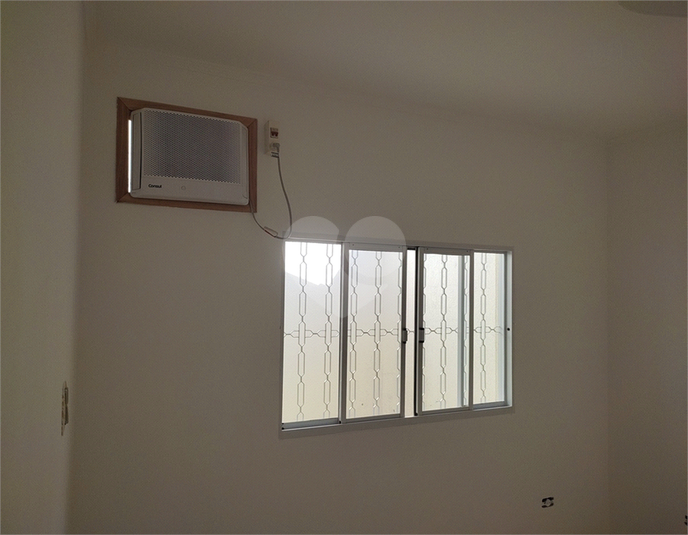 Foto REO496075