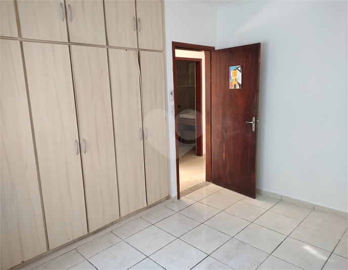 Foto REO496075