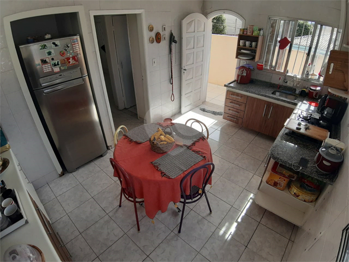 Foto REO497853