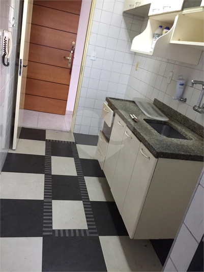 Venda Apartamento São Vicente Centro REO498200 13