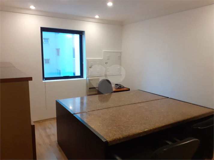 Venda Apartamento São Paulo Consolação REO498270 11