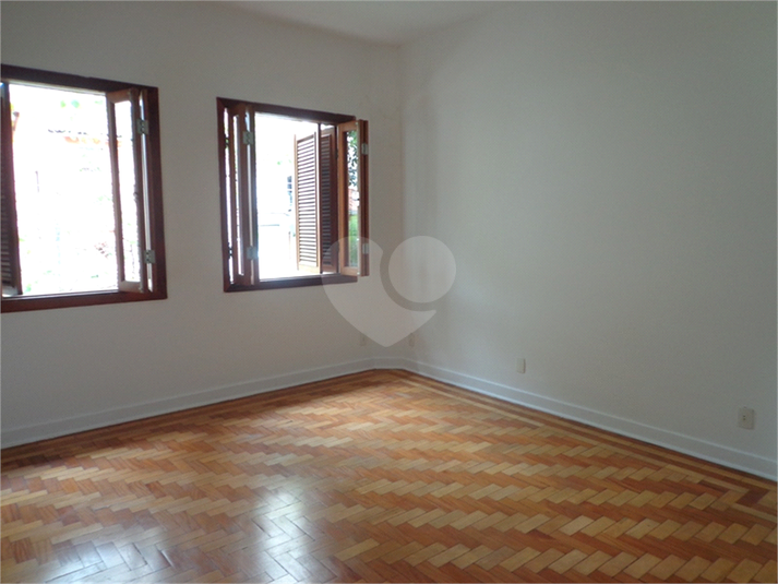 Foto REO499161
