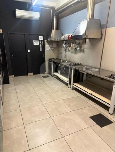 Lounge Apoio de Cozinha e de área de Serviço