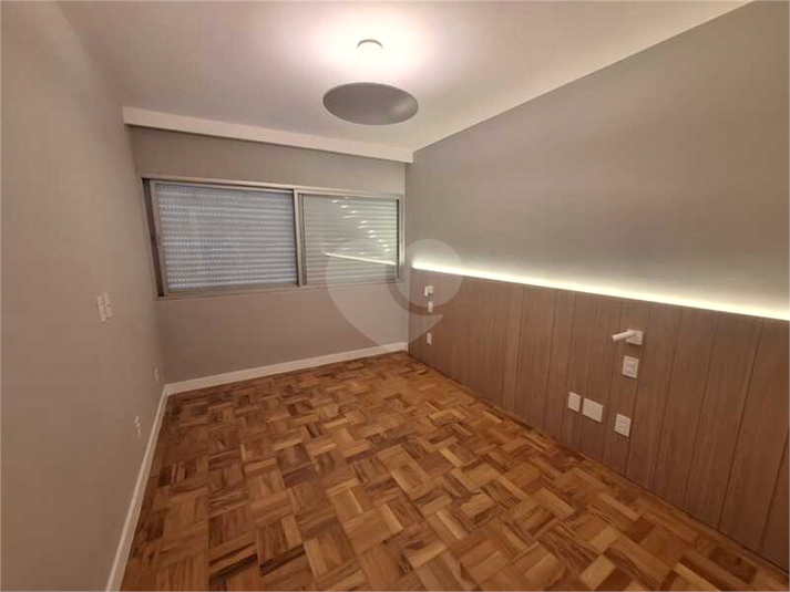 Foto REO509361
