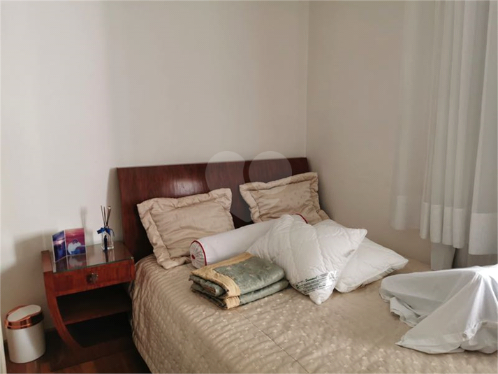 Foto REO510745