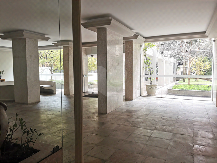 Foto REO510745