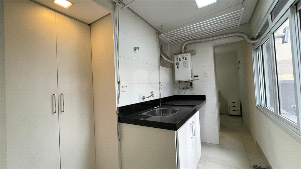 Venda Apartamento São Paulo Cerqueira César REO511120 17