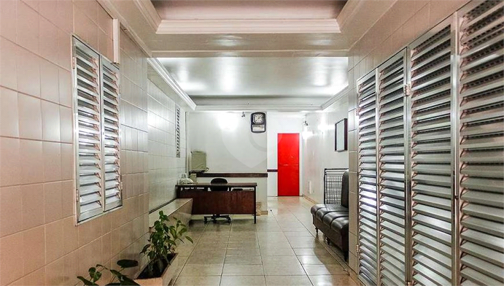 Venda Apartamento São Paulo Santa Cecília REO511275 19