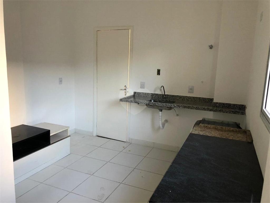 Venda Apartamento São Paulo Cambuci REO511314 11