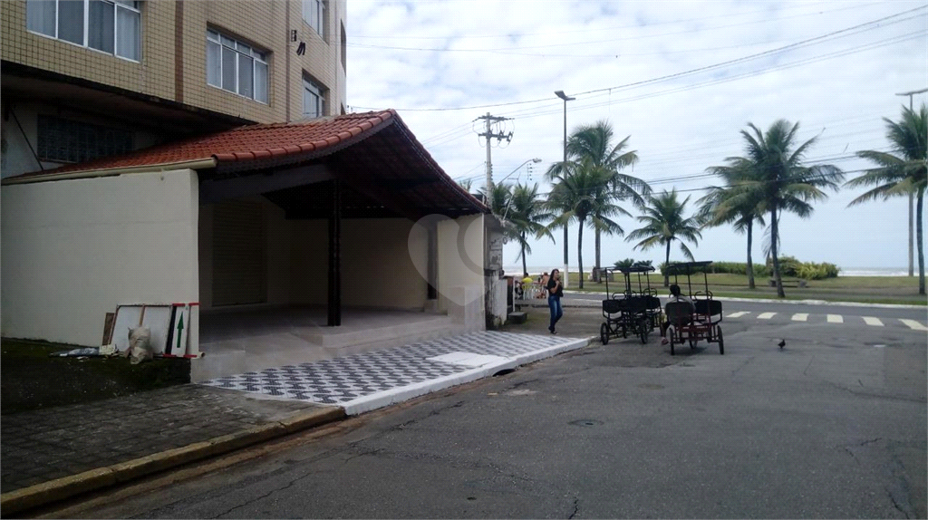 Venda Loja Praia Grande Caiçara REO511621 10