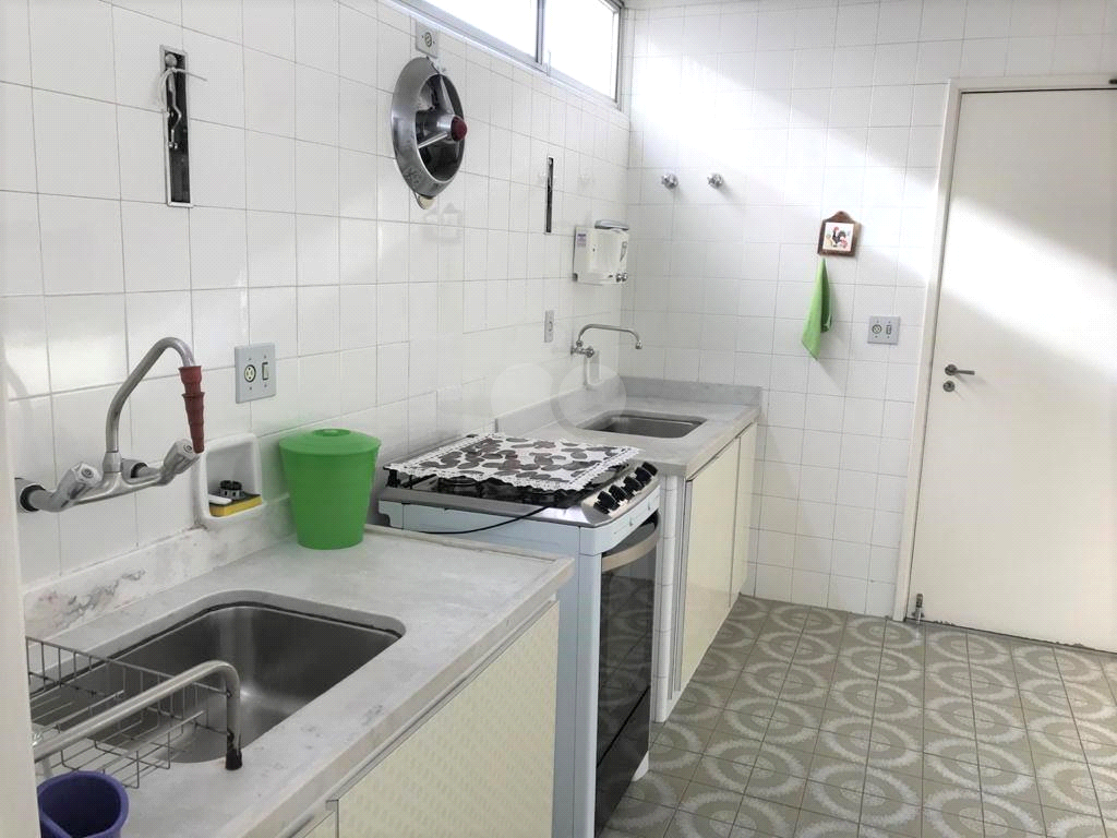 Venda Apartamento São Paulo Higienópolis REO511880 17