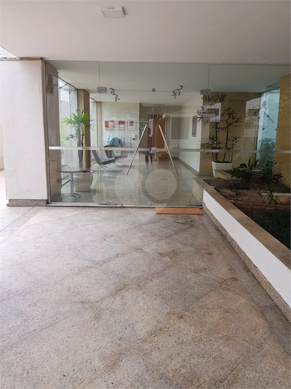 Venda Apartamento São Paulo Consolação REO512357 26