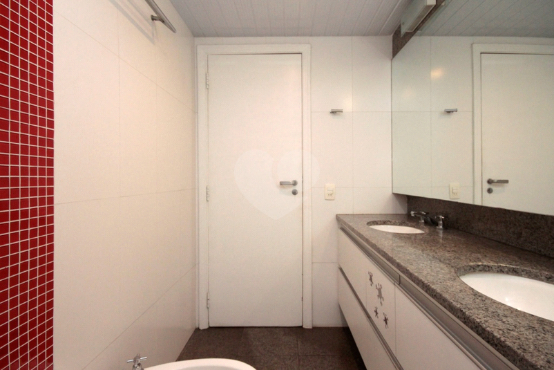 Foto REO513193