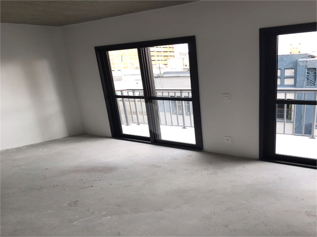 Venda Apartamento São Paulo República REO514664 11