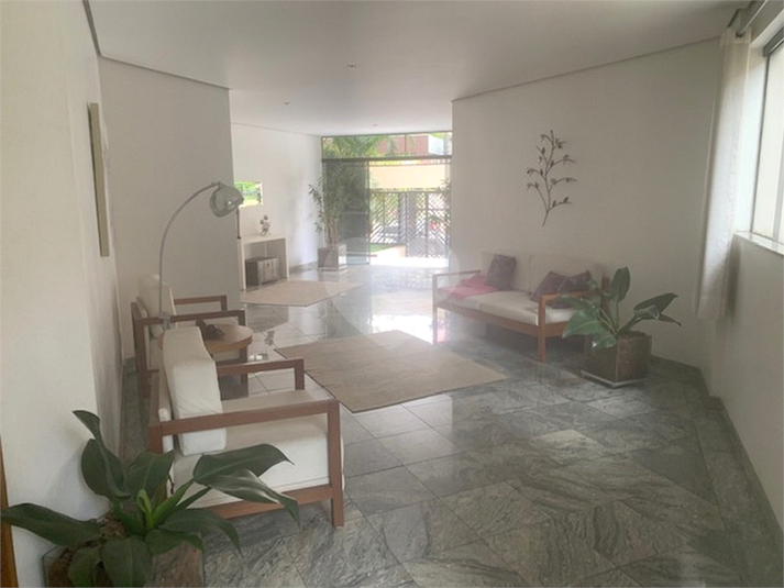 Foto REO516126