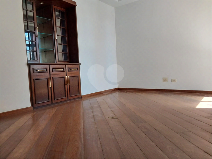 Foto REO517165