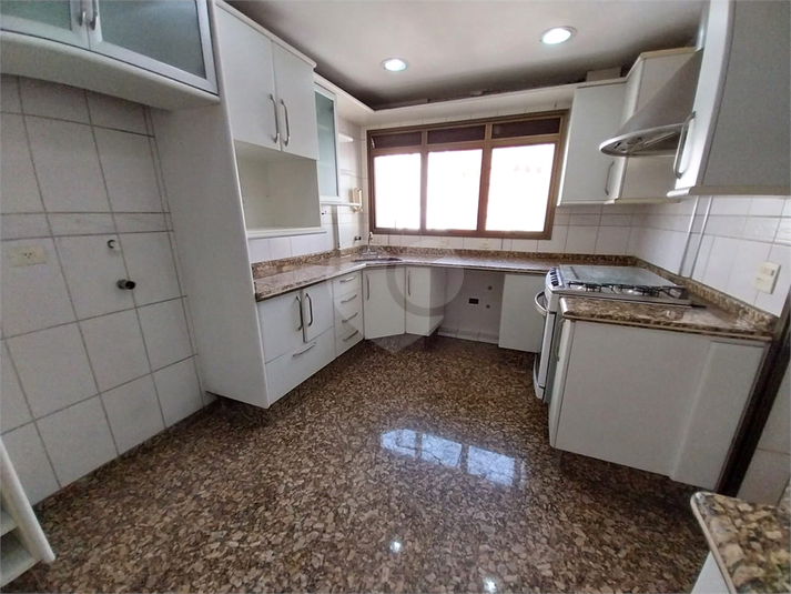 Foto REO517165