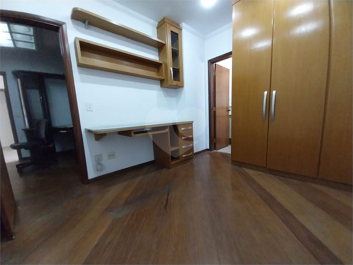 Foto REO517165