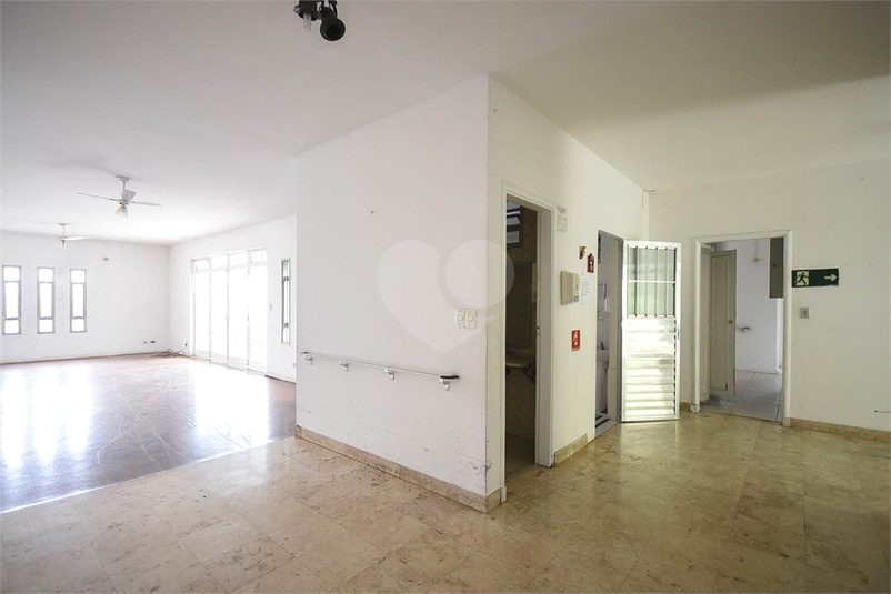 Venda Casa térrea São Paulo Morumbi REO517531 19