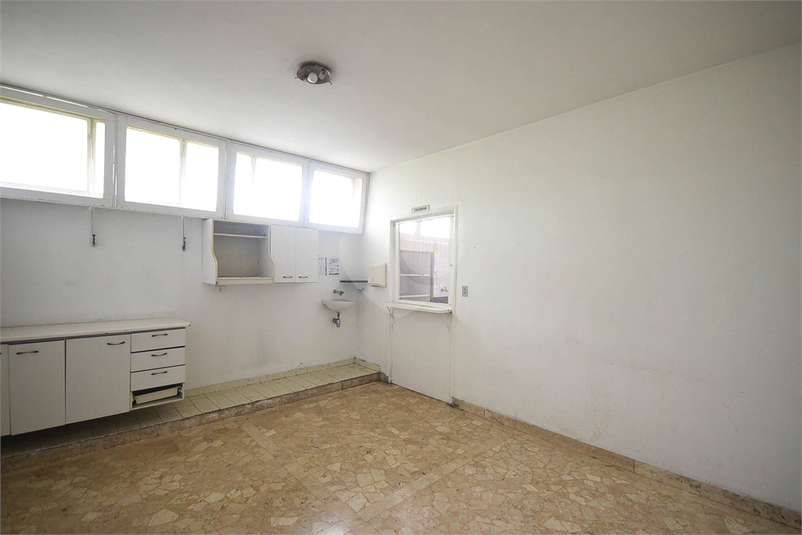 Venda Casa térrea São Paulo Morumbi REO517531 15