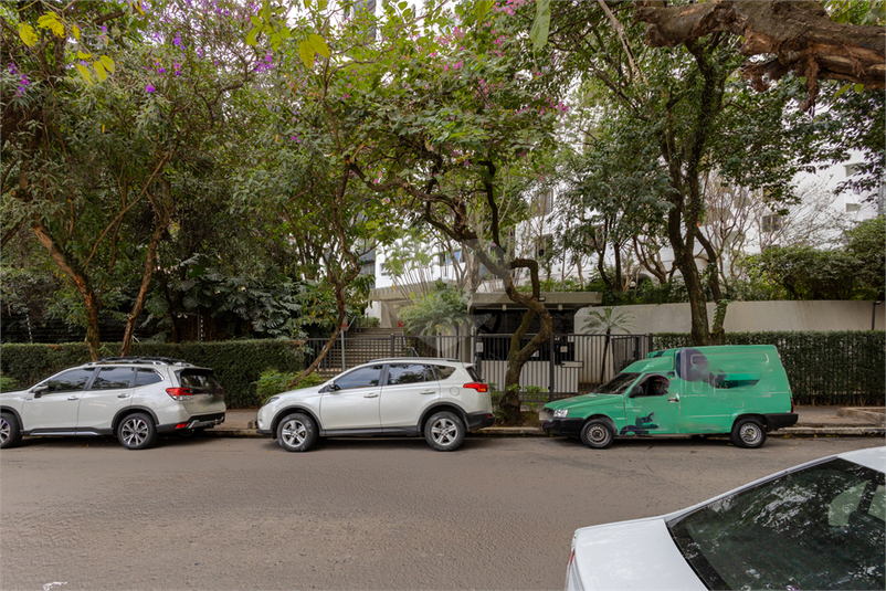 Foto REO518031
