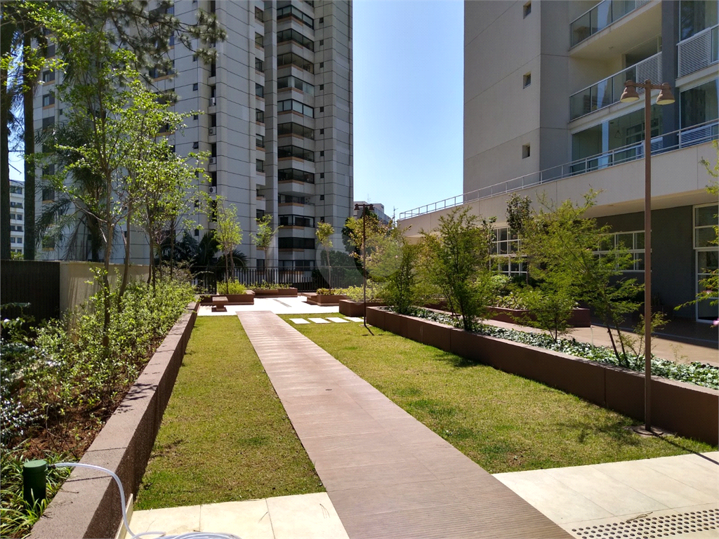 Venda Apartamento São Paulo Real Parque REO518303 28