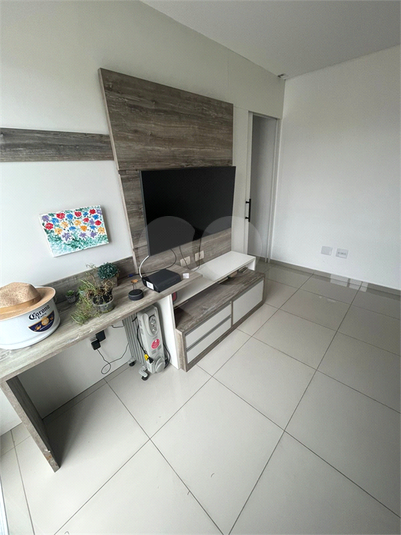 Venda Apartamento São Paulo Carandiru REO518505 3