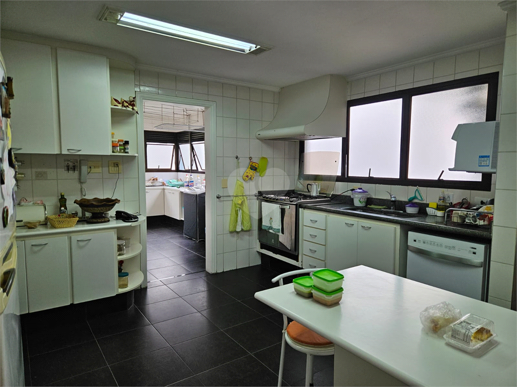 Venda Apartamento São Paulo Higienópolis REO51913 25