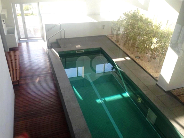 Foto REO520279