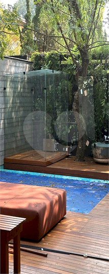 Foto REO520422