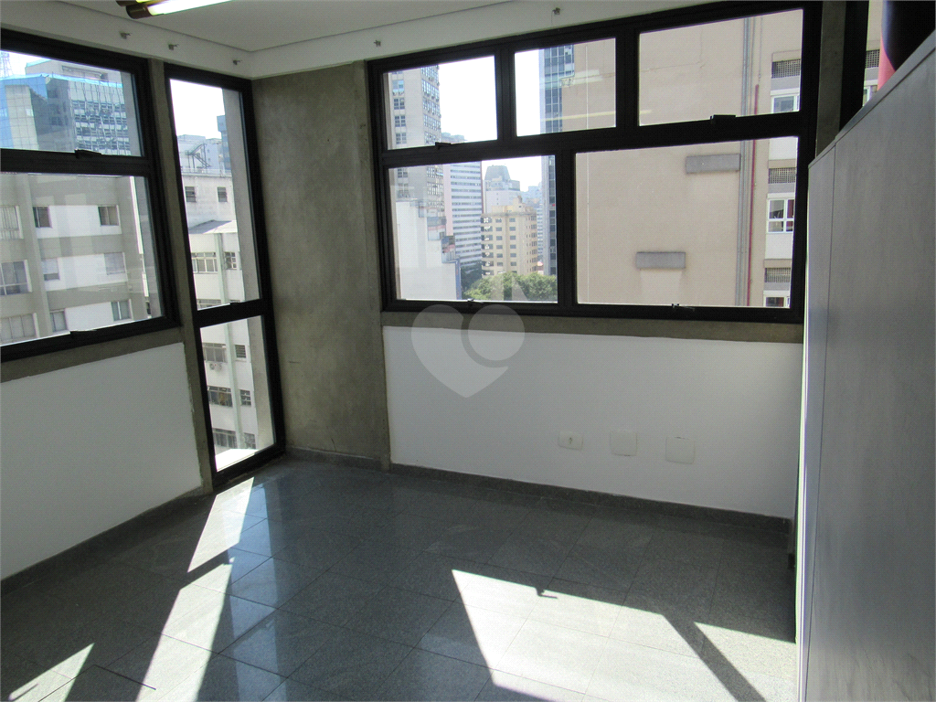 Venda Salas São Paulo Paraíso REO521415 13