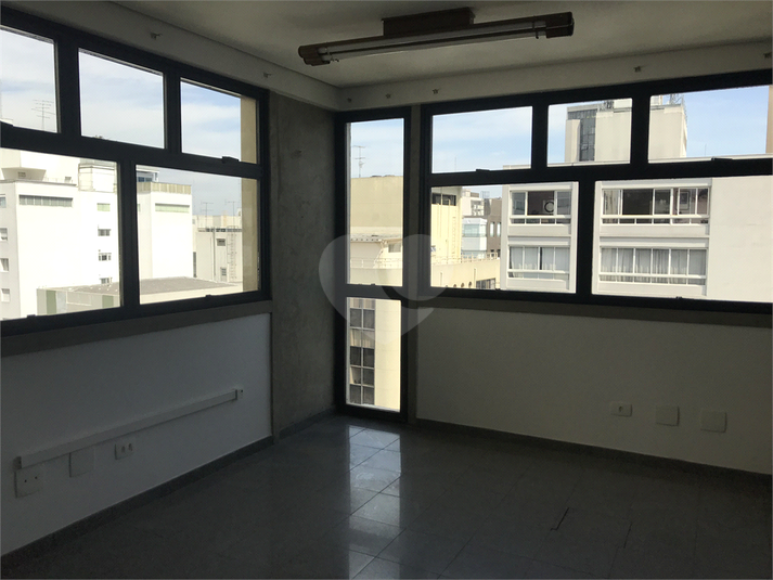 Venda Salas São Paulo Paraíso REO521415 28