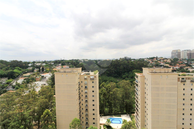 Venda Apartamento São Paulo Real Parque REO52218 6