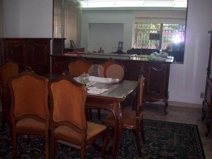 Foto REO53041