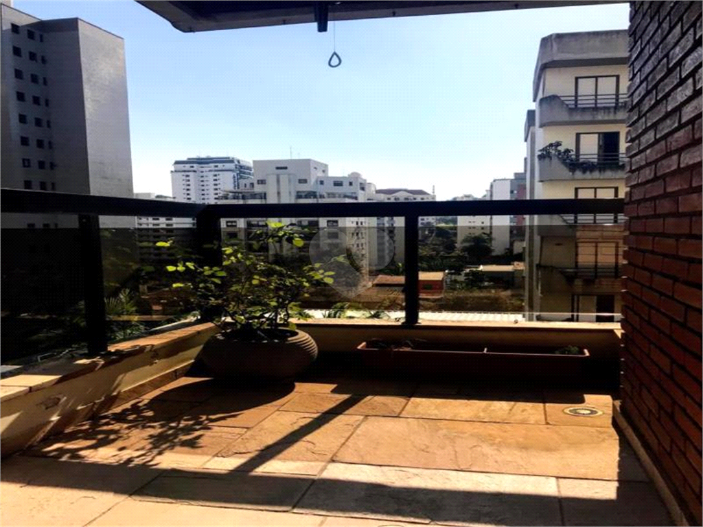 Venda Apartamento São Paulo Real Parque REO5311 1