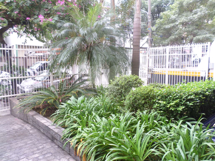 Venda Apartamento São Paulo Cerqueira César REO534876 32