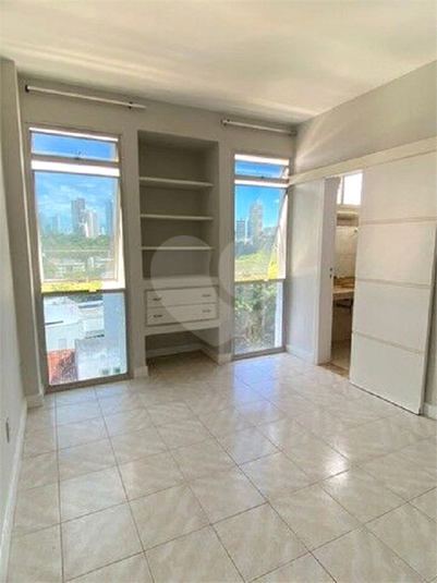 Venda Apartamento Salvador Ondina REO535357 10