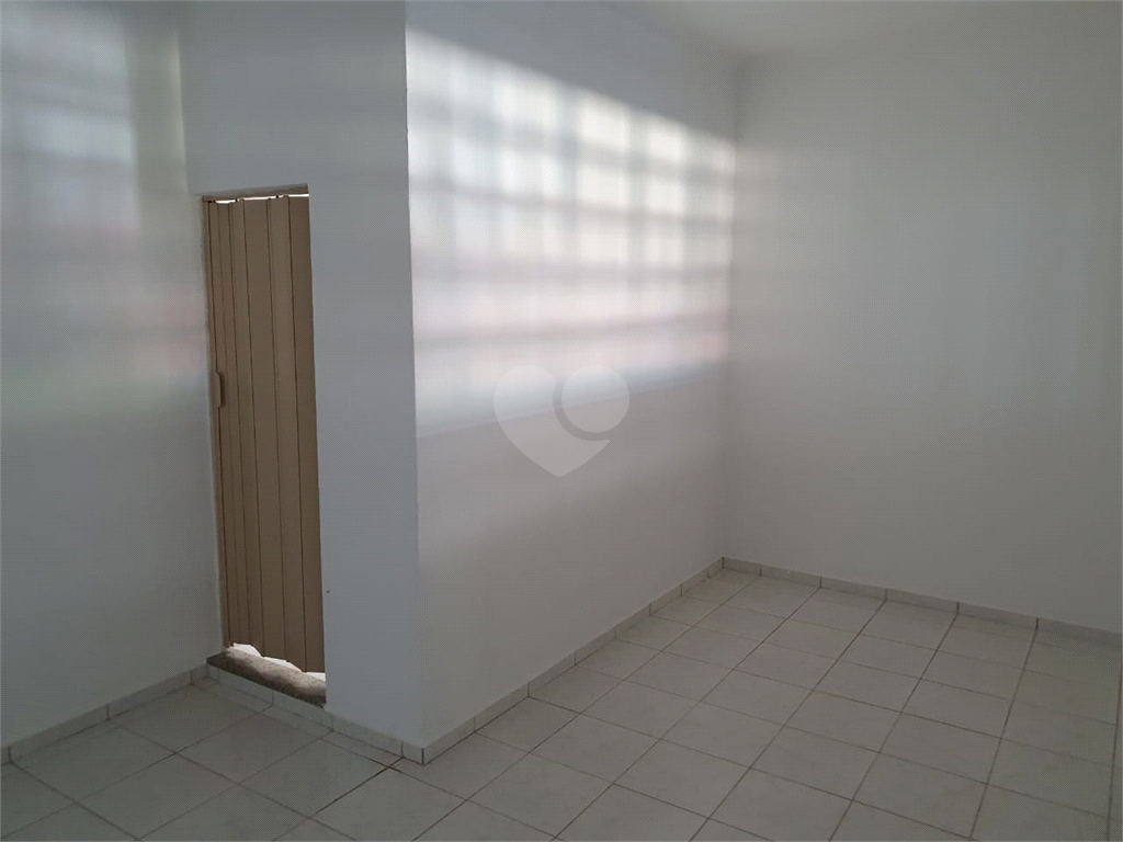 Venda Casa Amparo Jardim São Roberto REO537175 20