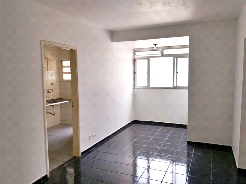 Venda Apartamento São Paulo Luz REO542019 13