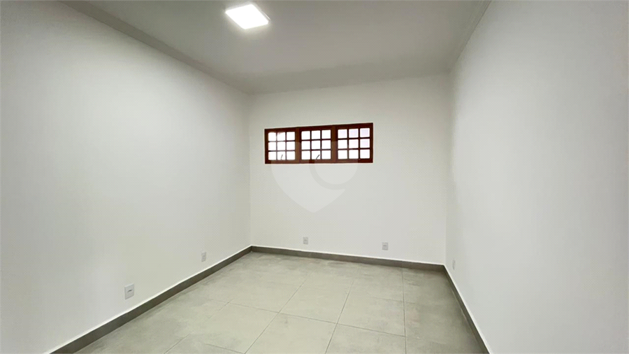 Foto REO542230