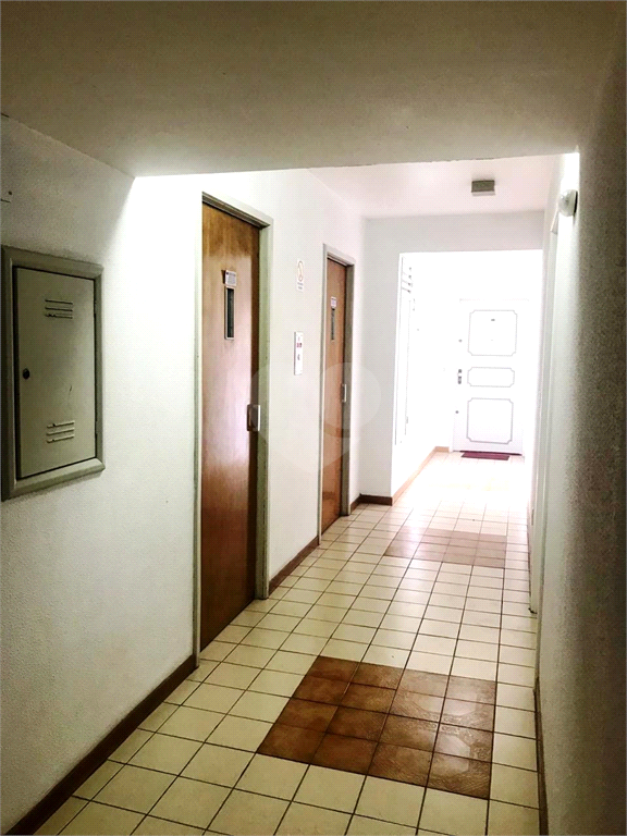 Venda Apartamento Porto Alegre Centro Histórico REO542719 20