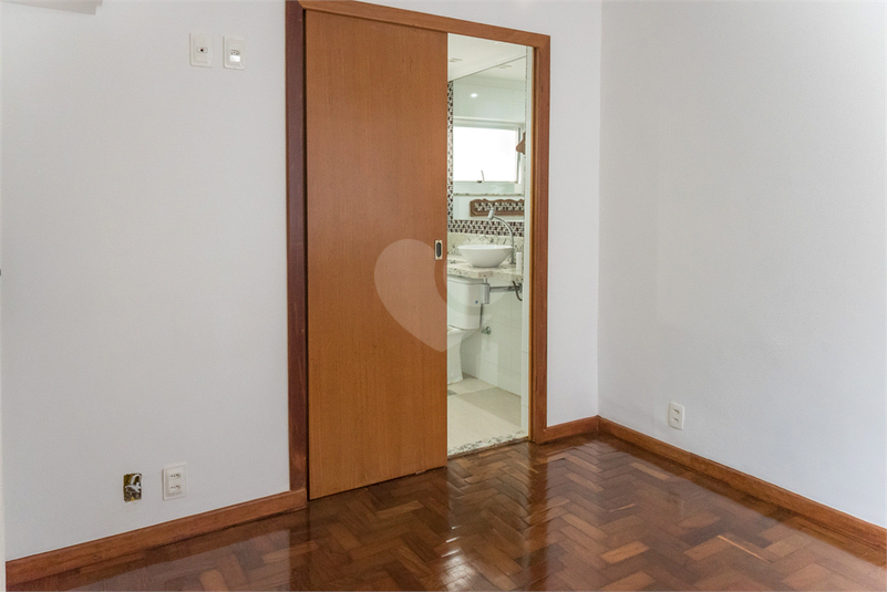 Venda Apartamento Rio De Janeiro Tijuca REO543001 42