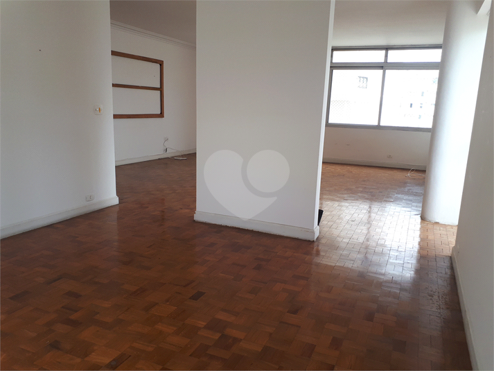 Foto REO548071